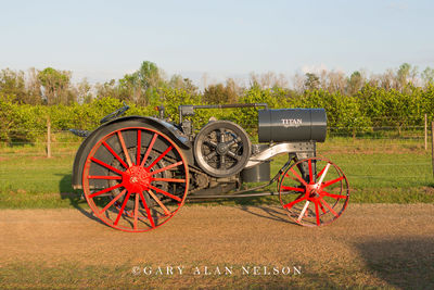 1920 International Harvester 10-20 Titan