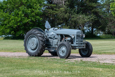 1946 Ford Model 2N