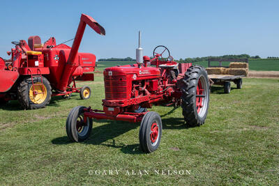 1953-54 Farmall Super H