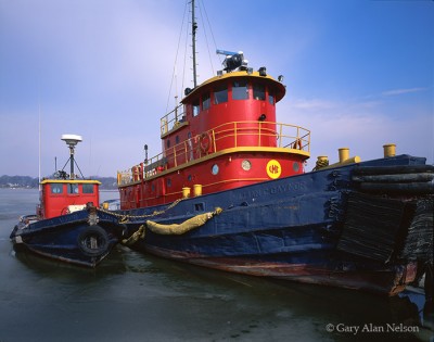 Tugboats in Ice print