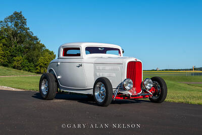 1932 Ford 3-Window Hi-Boy Coupe