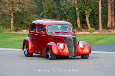 1937 Ford  Tudor Sedan