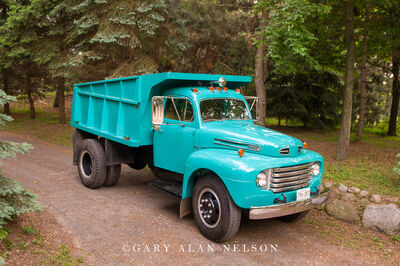1950 Ford F-8 Dump Truck