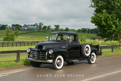 1953 GMC 1/2 ton long bed pick-up