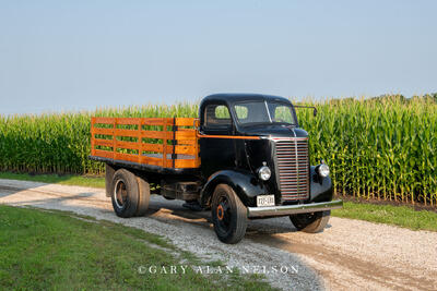 1940 Chevrolet 1.5 ton COE flatbed truck.