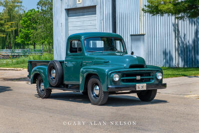 1954 International R110 Pickup with aftermarket hydraulic dump