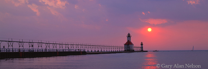 MI-94-1P-SC St. Joseph's North Pier Lighthouse on Lake Michigan, St. Joseph, Michigan