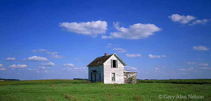 MN-94-86P-RU Abandoned homestead in rural Grant County, Minnesota