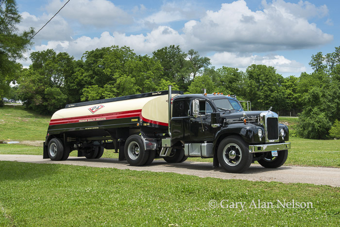 1959 Mack B-71
