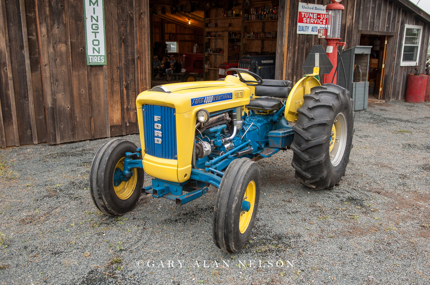 1964 Ford 4000 Industrial