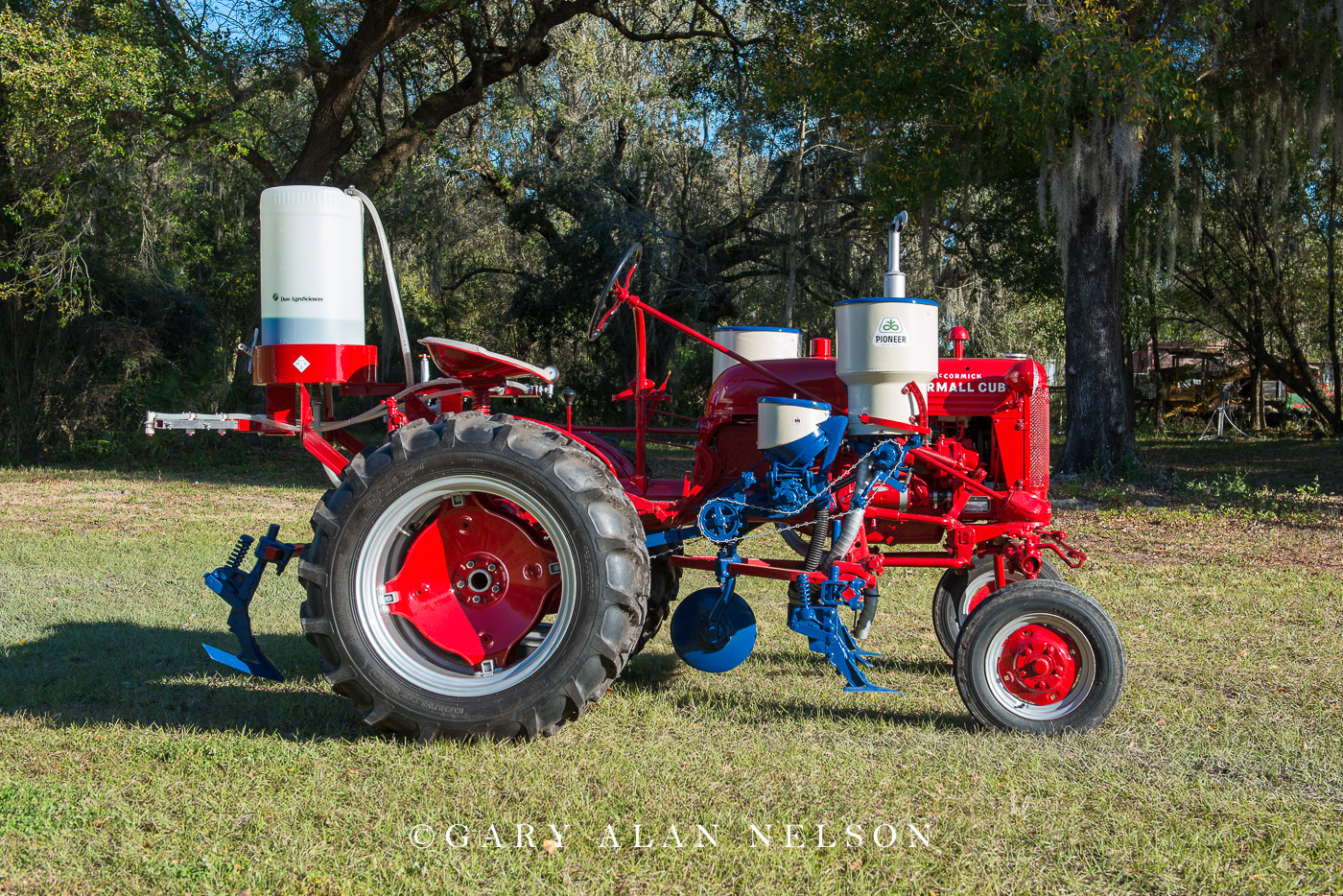 1952 Farmall Cub with various attachment