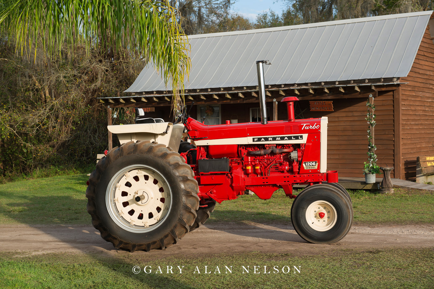 1967 International Farmall 1206