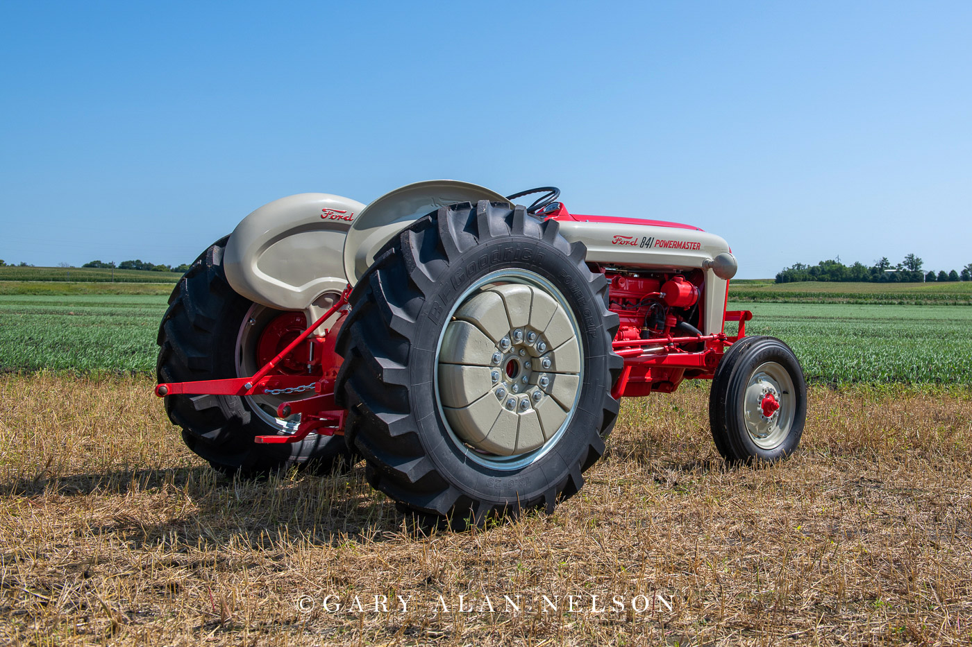 1958 Ford 841 S (Sherman)