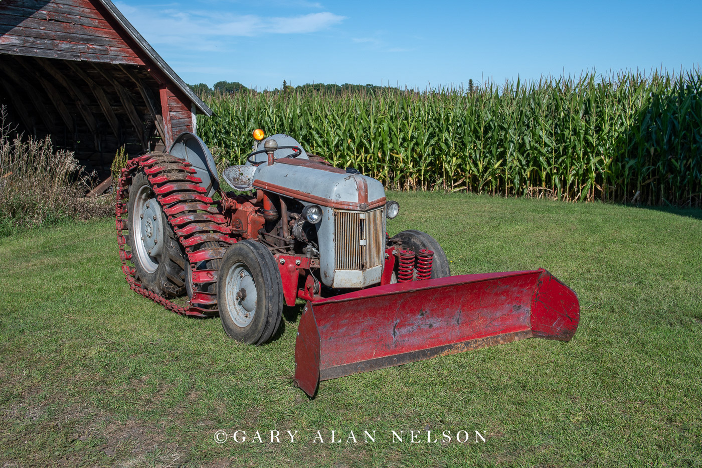 1941 Ford 9N with Arps tracks and Arps blade