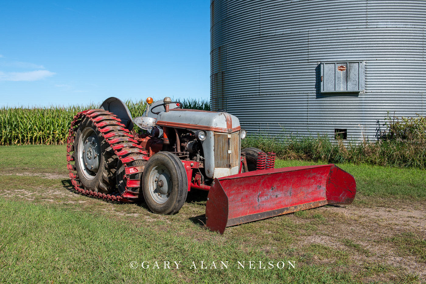 1941 Ford 9N with Arps tracks and Arps blade