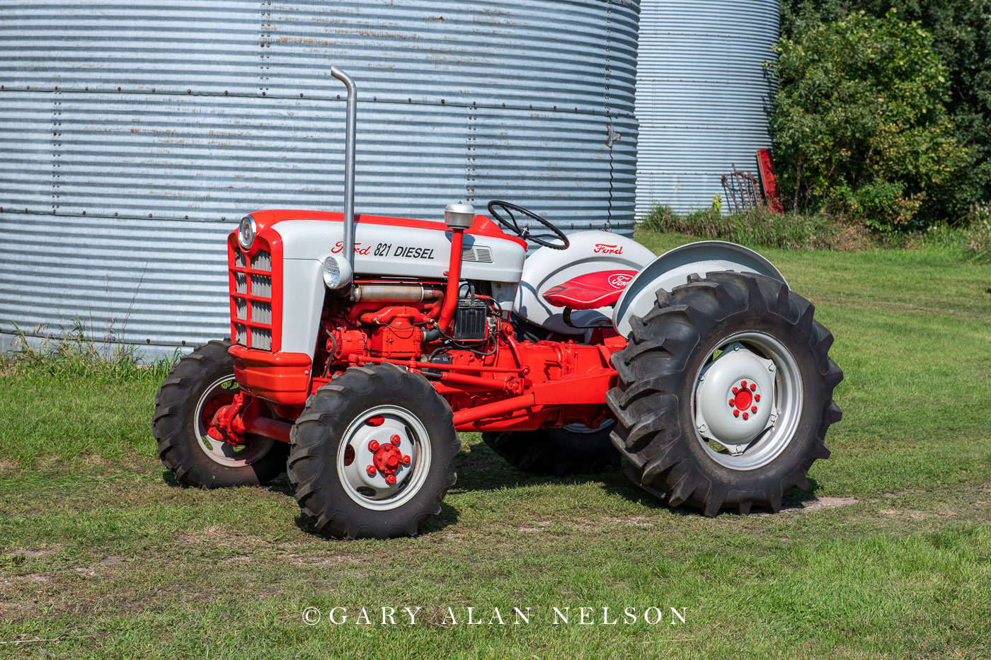 1960 Ford 821 Diesel with Elanco 4-wheel drive kit