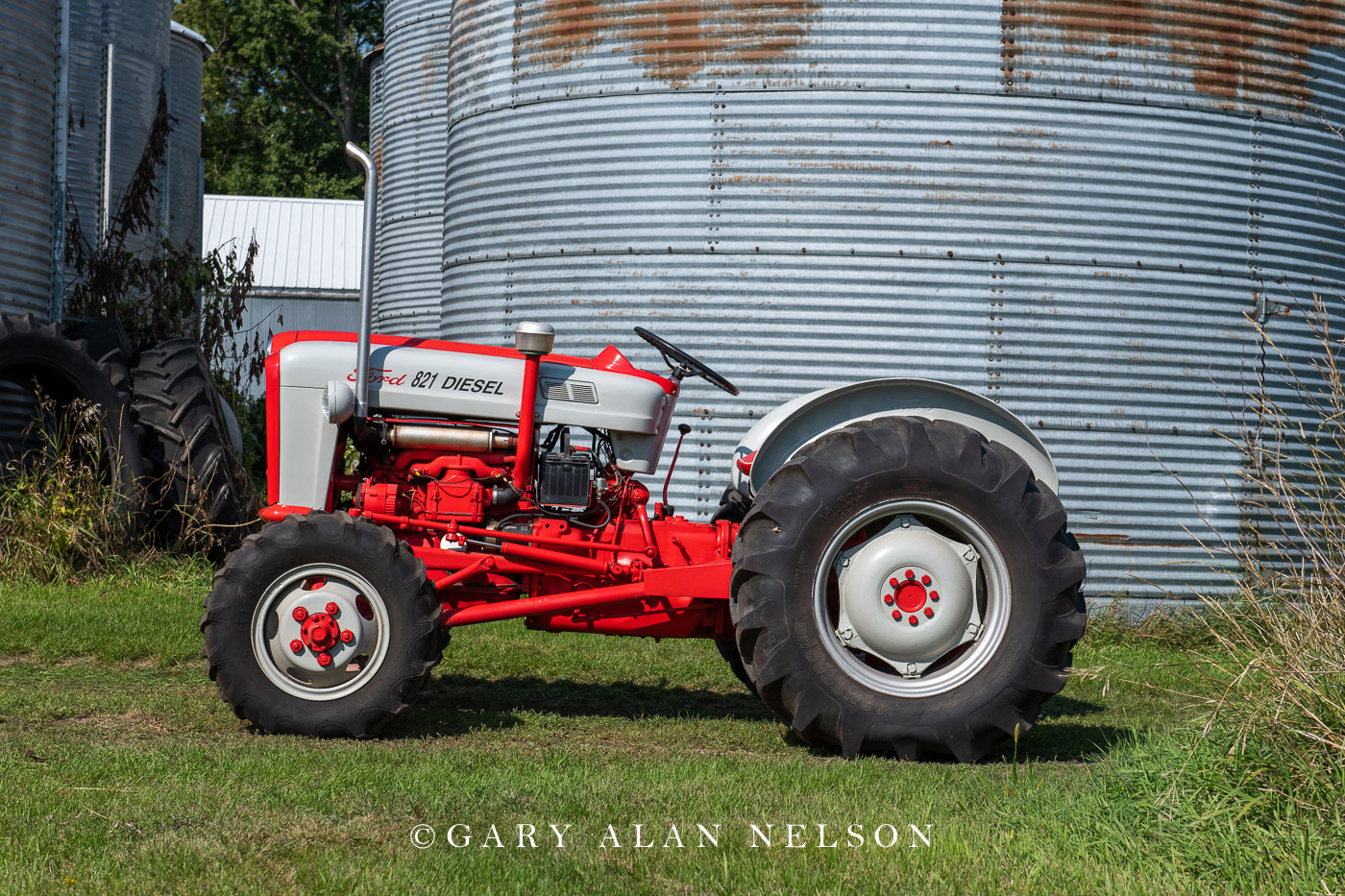 1960 Ford 821 Diesel with Elanco 4-wheel drive kit