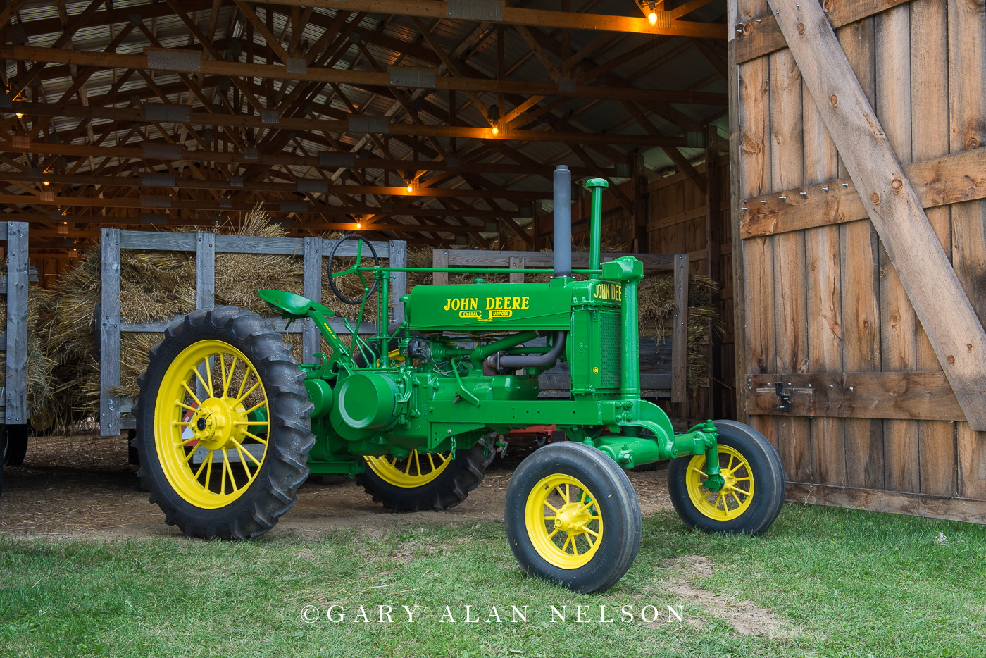 strong>1937 John Deere AW