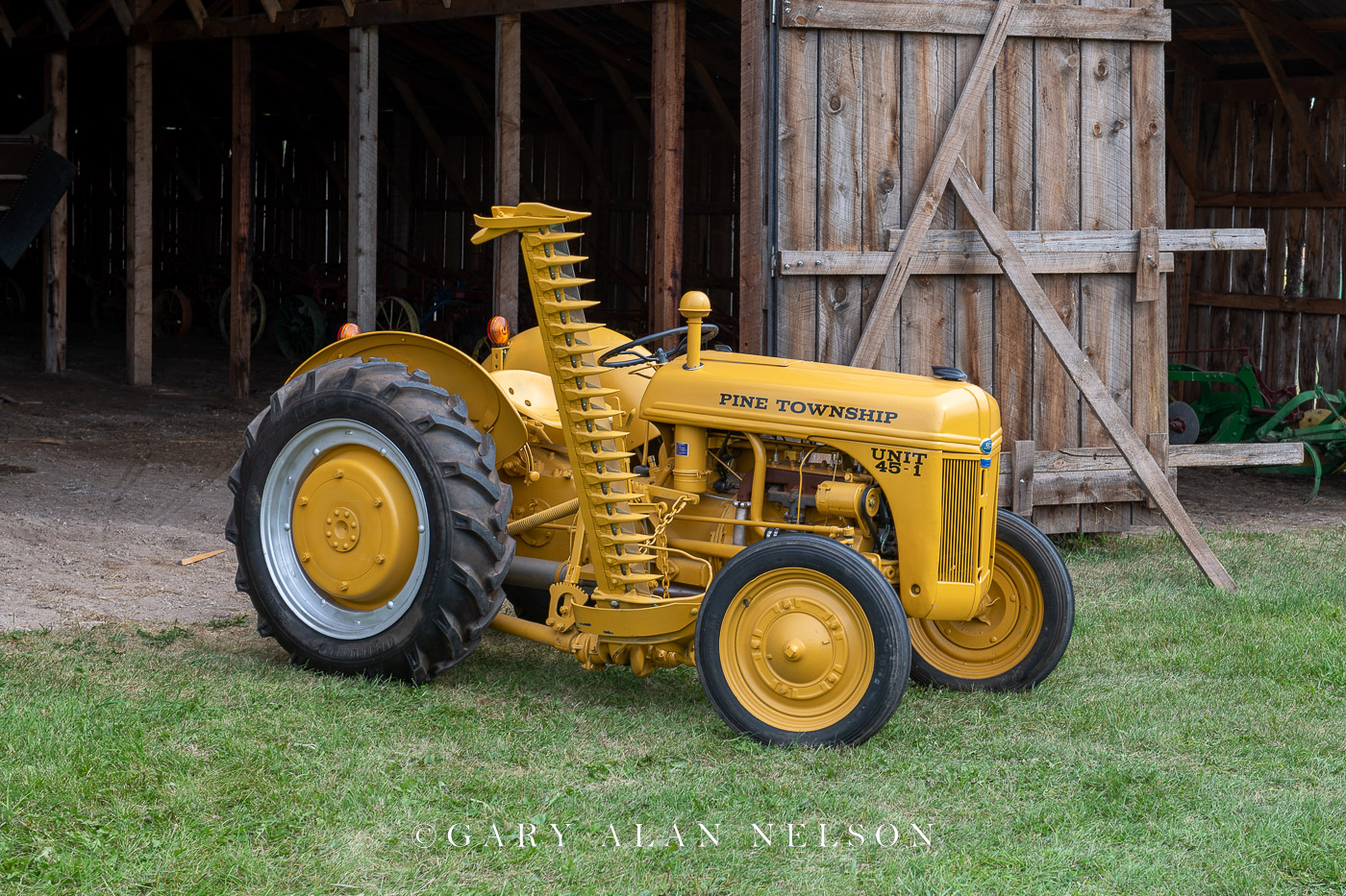 1945 Ford 2N with Ford side-mounted sickel mower