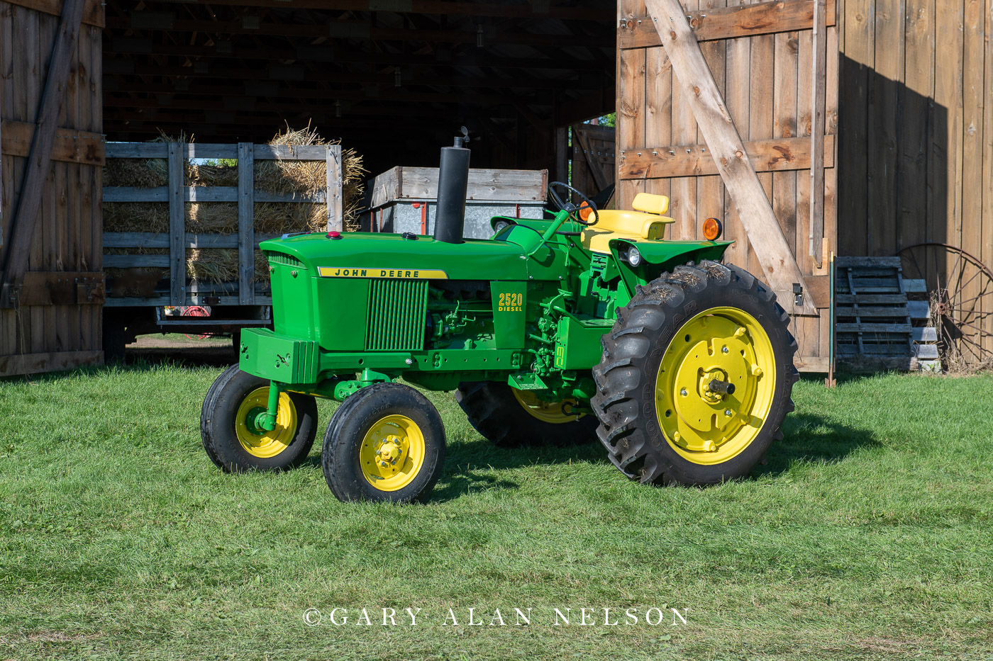 1972 John Deere 2520 Diesel