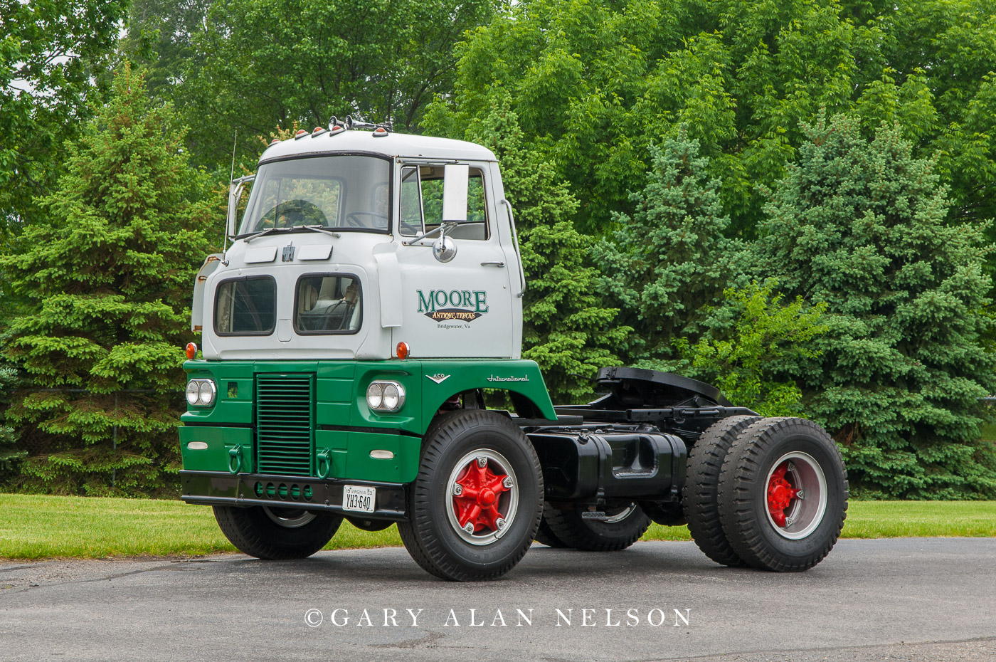 VT-11-2-IH 1959 International ACO 225