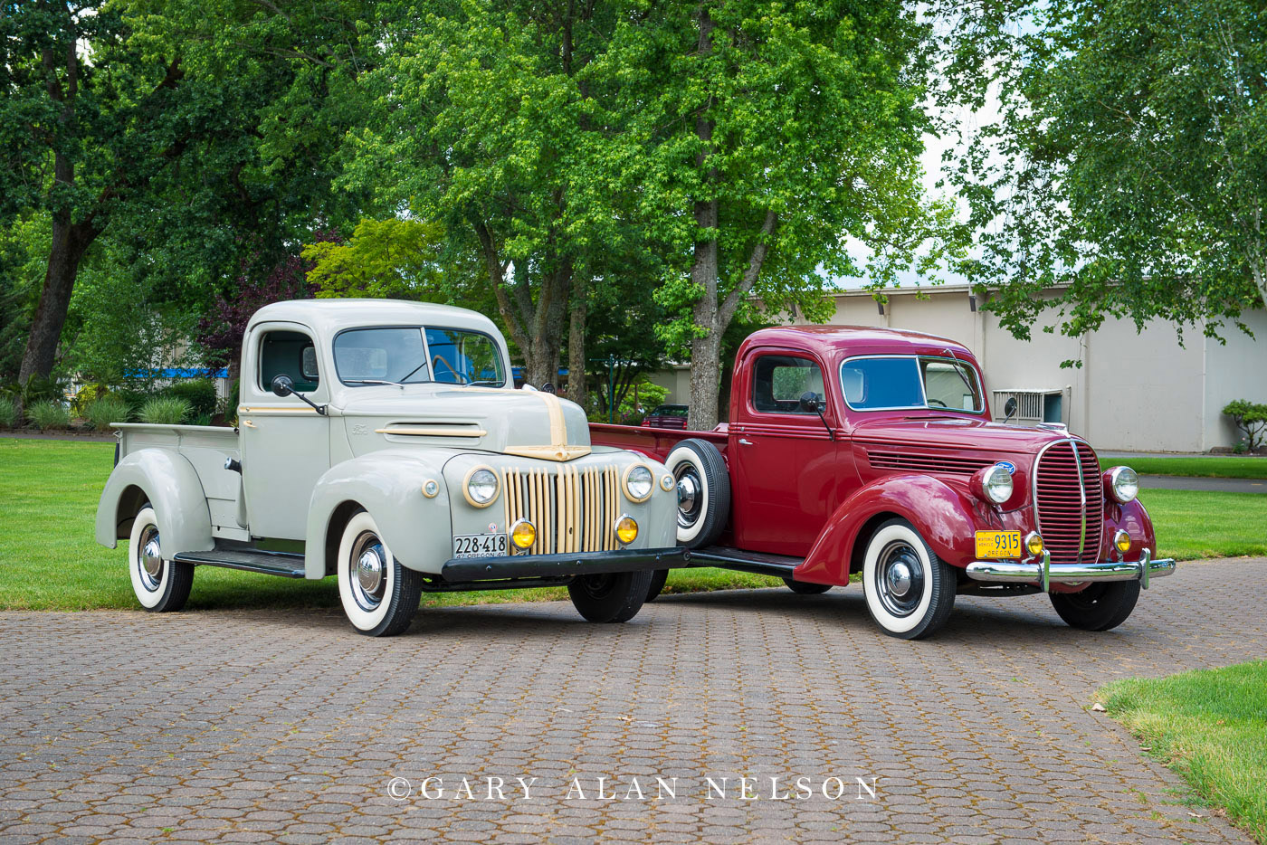 1947 Ford Pickup and 1949 Ford Pickup