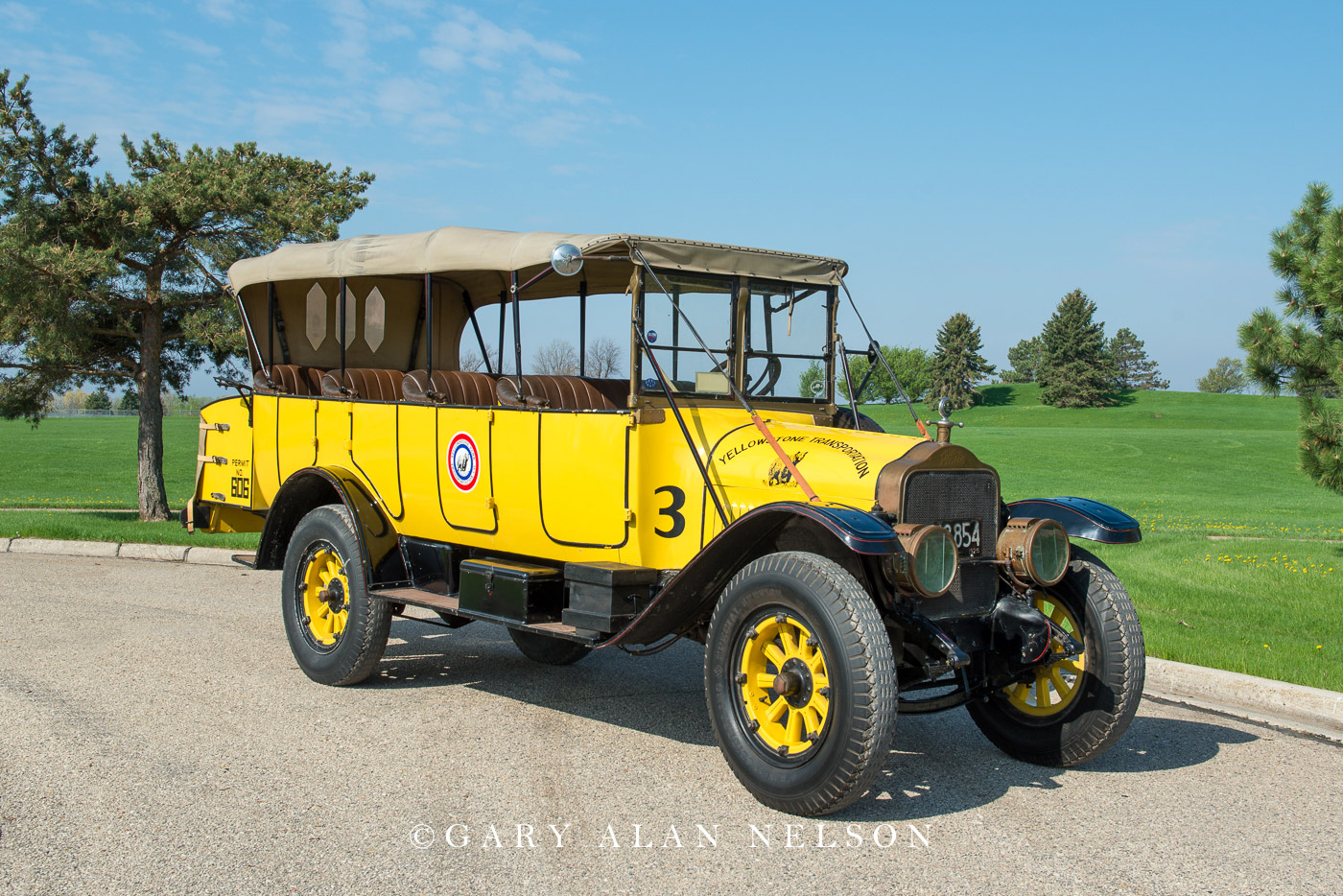 1925 WHite Motor Co. 15/45 Built for Yellowstone National Park tours.