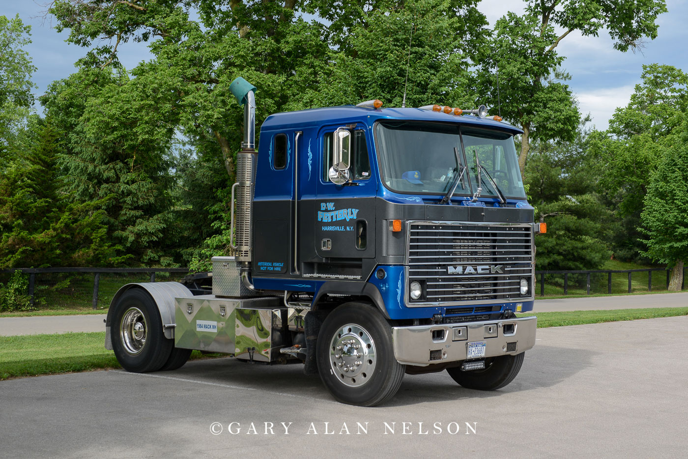 1984 Mack MH 612