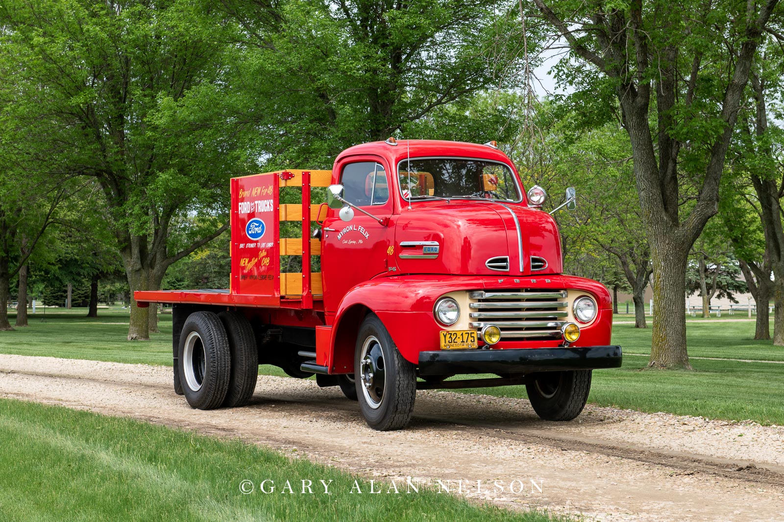 1948 Ford COE F-6 Flatbed