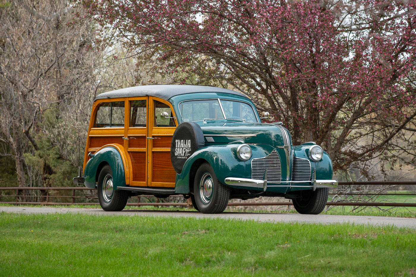 1940 Pontiac Silver Streak Woodie Wagon